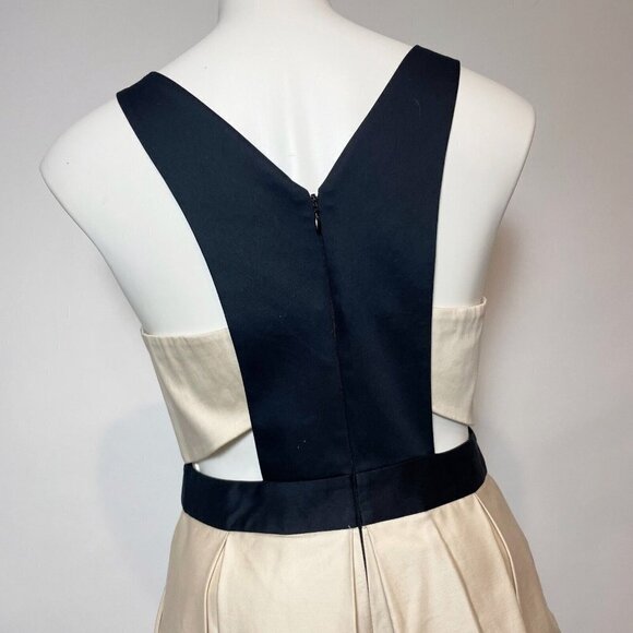 Robert Rodriguez Scroll Diamond Box Pleat Fit & Flare Dress 8 Cutout Sleeveless - Picture 2 of 10